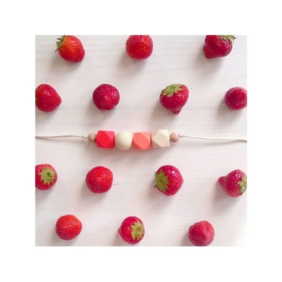 Strawberry breastfeeding silicone beads