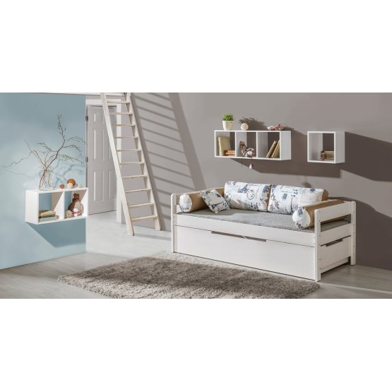 Bed BORYS with imposing space - white