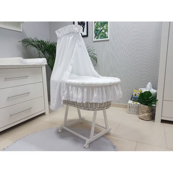 Wicker cot with equipment for baby - white