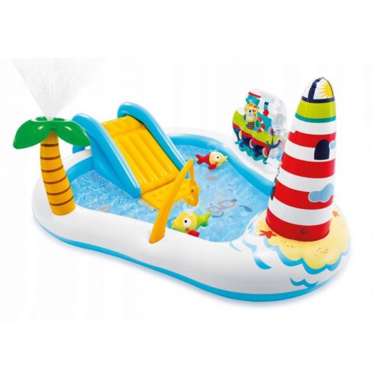 Childlike inflatable swimming pool Island