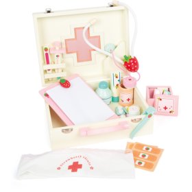 Small Foot Children's wooden doctor's case Isabel
