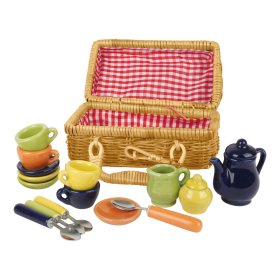 Small Foot Picnic basket with colorful ceramic dishes